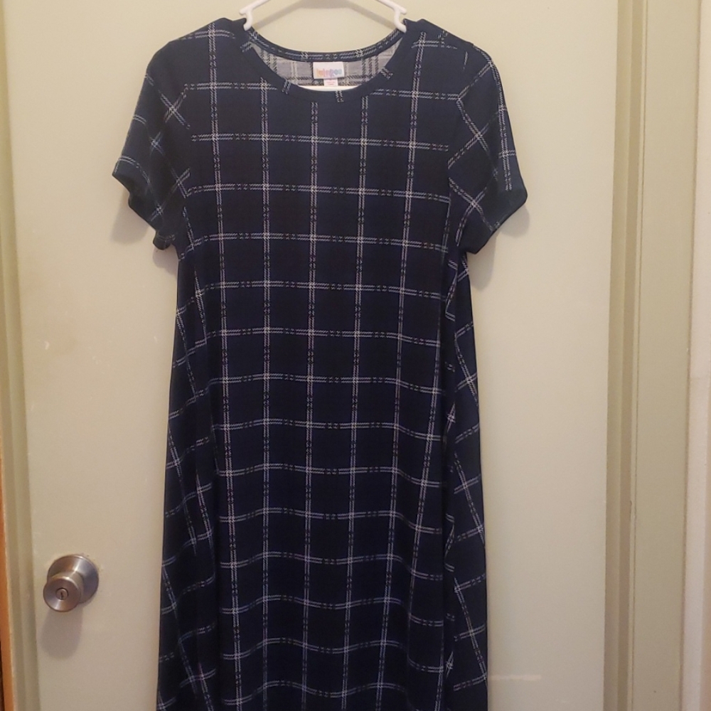 Navy Plaid Short-Sleeve Shift Dress